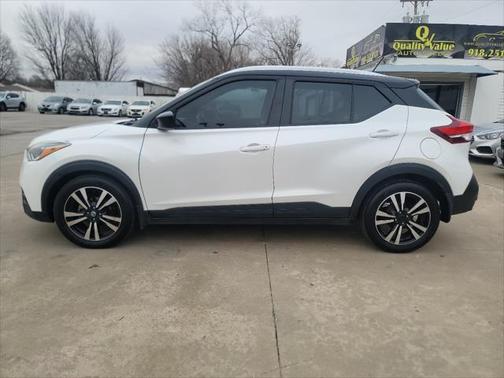 2019 Nissan Kicks SV