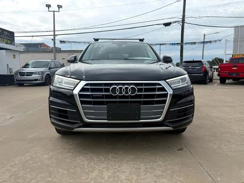 2019 Audi Q5 45 Premium