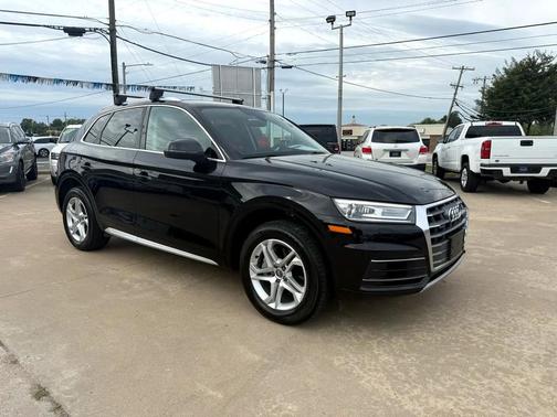 2019 Audi Q5 45 Premium