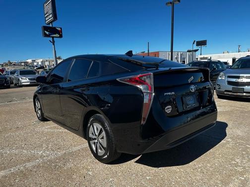 2016 Toyota Prius Three Touring