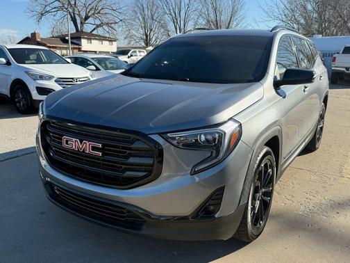 2021 GMC Terrain SLT