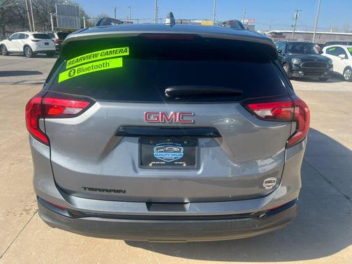 Satin 2021 GMC Terrain SLT