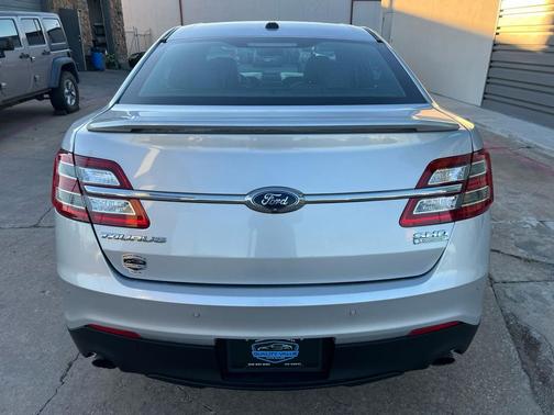 2019 Ford Taurus SHO