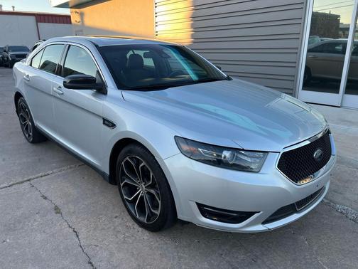 2019 Ford Taurus SHO
