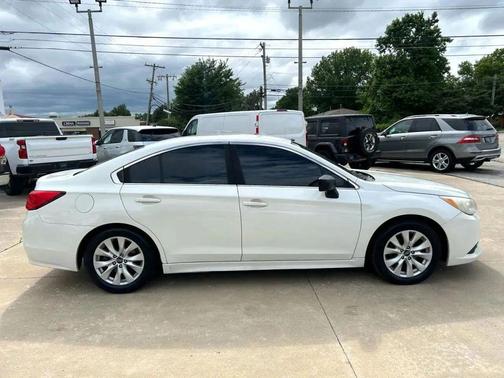 Crystal White Pearl 2017 Subaru Legacy Base
