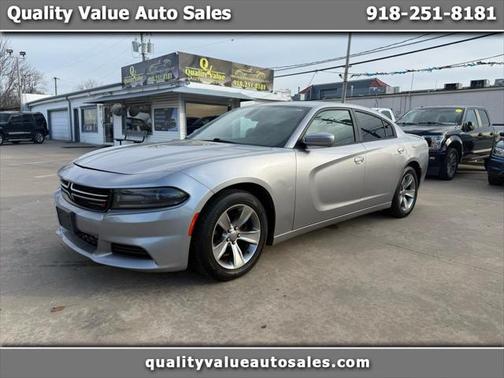 2016 Dodge Charger SE