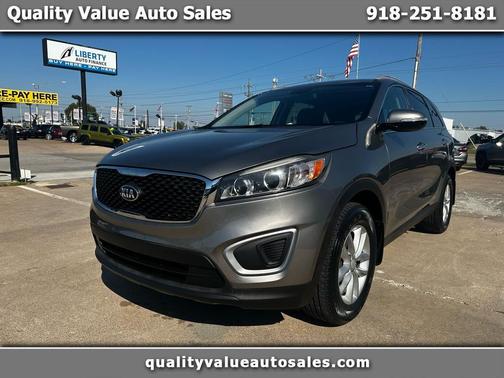 2017 Kia Sorento LX