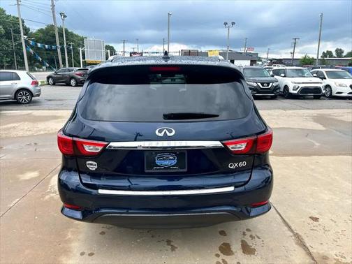 2017 INFINITI QX60 Base