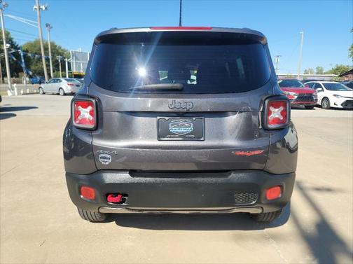 2016 Jeep Renegade Trailhawk
