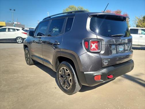 2016 Jeep Renegade Trailhawk