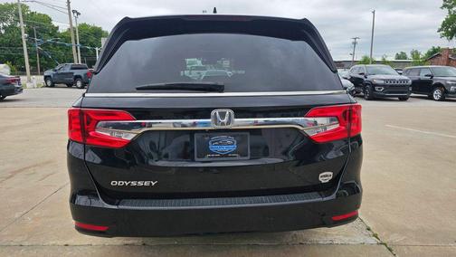 Crystal Black Pearl 2018 Honda Odyssey EX-L