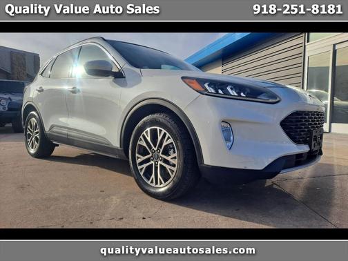 2020 Ford Escape SEL