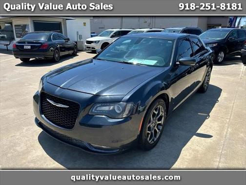 2016 Chrysler 300 S