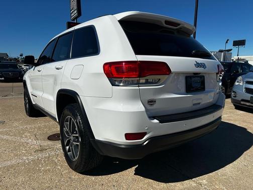 2018 Jeep Grand Cherokee Laredo E