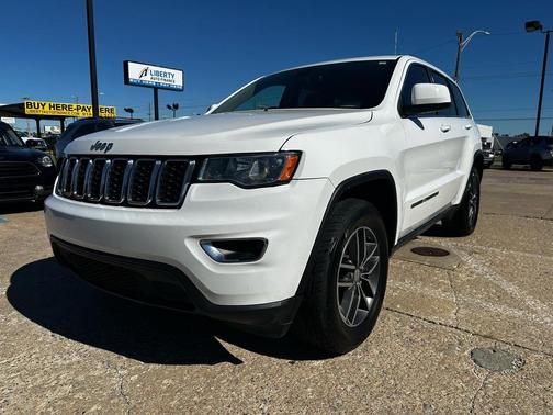 2018 Jeep Grand Cherokee Laredo E