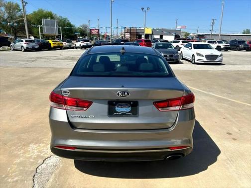 2016 Kia Optima LX