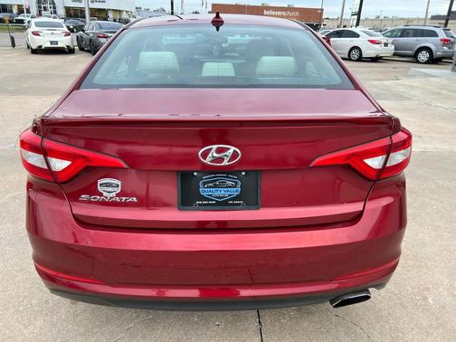 2016 Hyundai SONATA SE