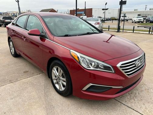 2016 Hyundai SONATA SE