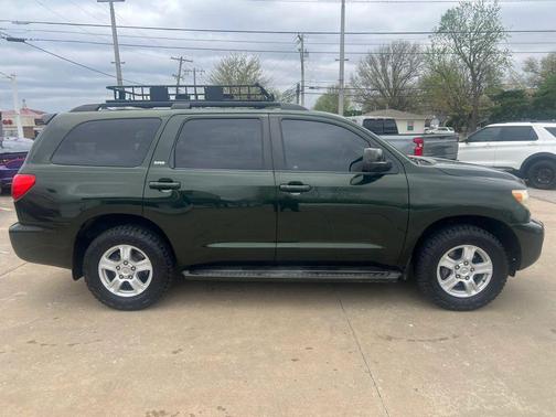 Spruce Mica 2010 Toyota Sequoia SR5