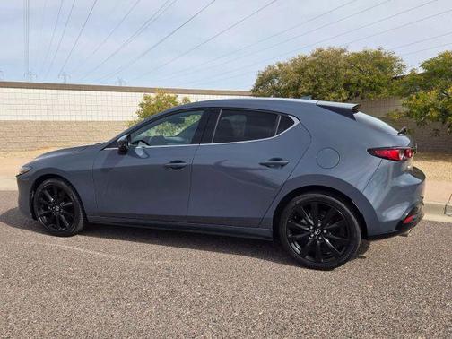 2021 Mazda Mazda3 FWD w/Premium Package