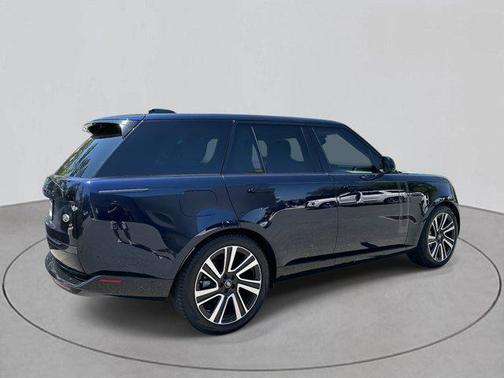 2023 Land Rover Range Rover P400 SE