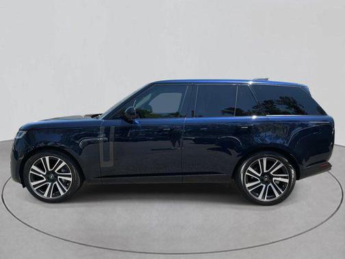 2023 Land Rover Range Rover P400 SE
