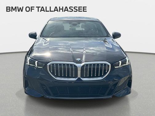 Black Sapphire Metallic 2025 BMW 530 530i