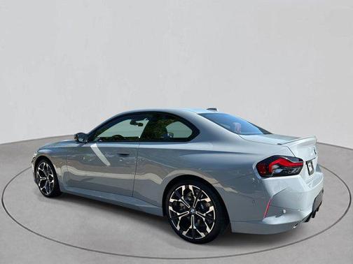 2025 BMW 230 i