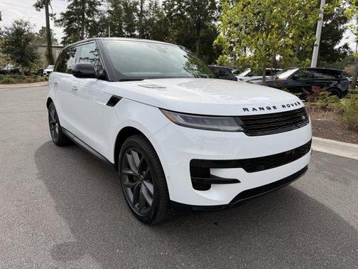 2024 Land Rover Range Rover Sport SE