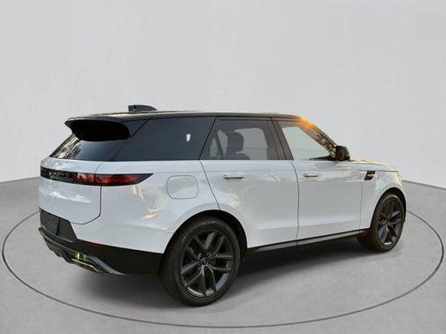 2024 Land Rover Range Rover Sport SE