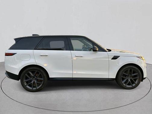 2024 Land Rover Range Rover Sport SE
