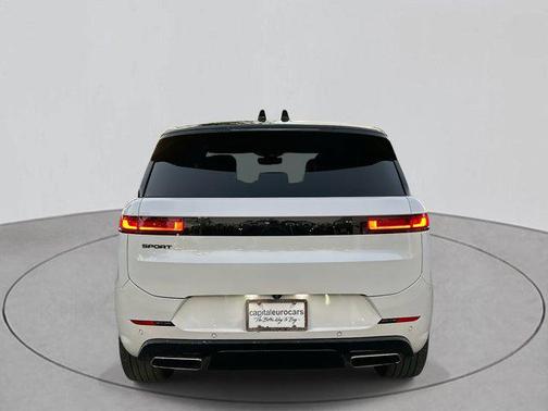 2024 Land Rover Range Rover Sport SE