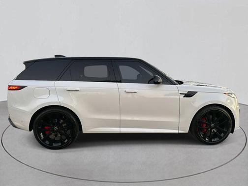2024 Land Rover Range Rover Sport SE