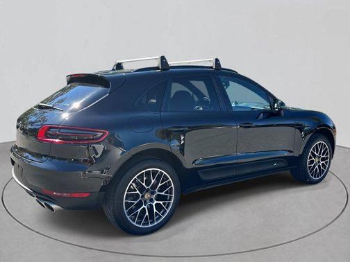 2018 Porsche Macan S