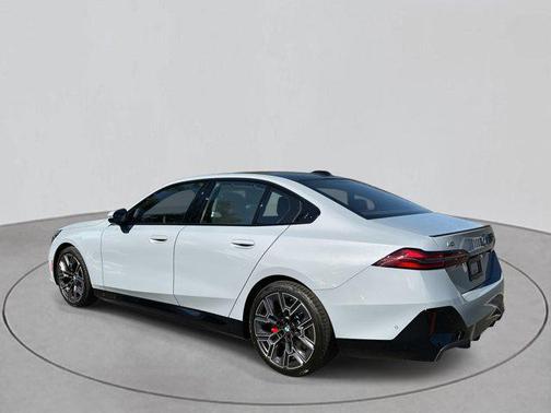 2026 BMW i5 eDrive40