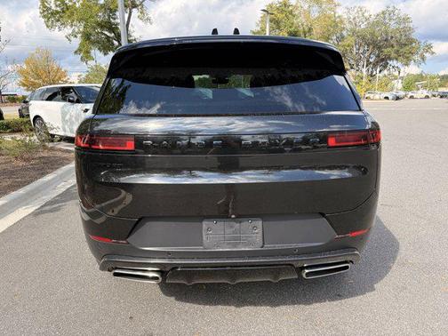 2024 Land Rover Range Rover Sport SE