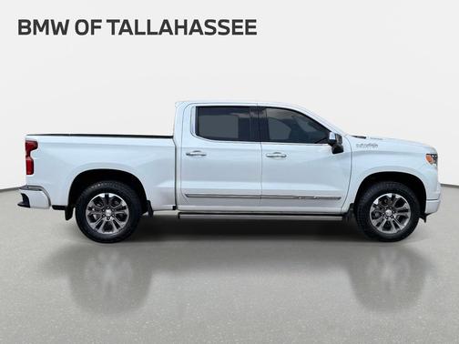 Crystal White Tricoat 2025 Chevrolet Silverado 1500 High Country