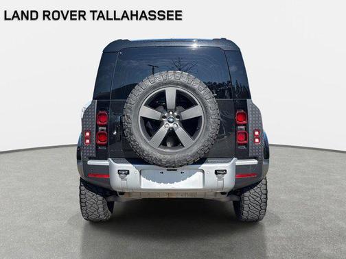 2024 Land Rover Defender 90 P300 S