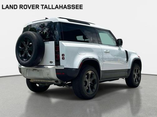 Fuji White 2023 Land Rover Defender 90 S