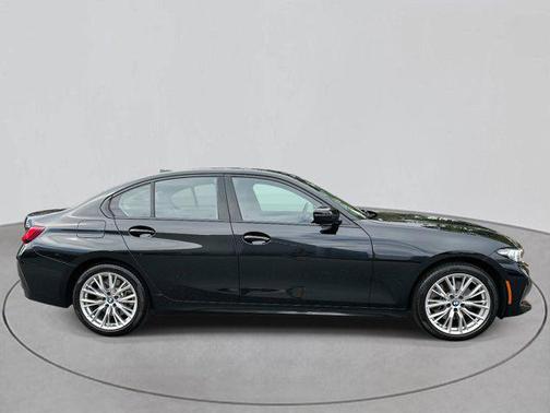 2023 BMW 330 330i
