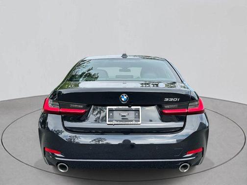 2023 BMW 330 330i
