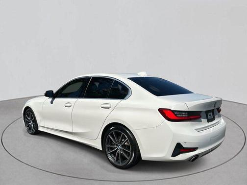 2021 BMW 330 330i