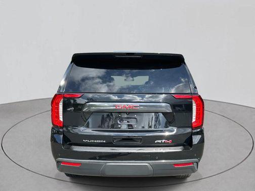 2023 GMC Yukon 4WD AT4