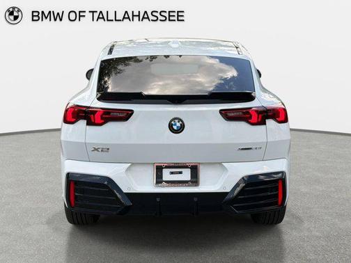 Alpine White 2026 BMW X2 xDrive28i