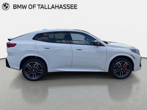 Alpine White 2026 BMW X2 xDrive28i