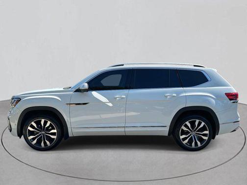 2022 Volkswagen Atlas 3.6L SEL Premium
