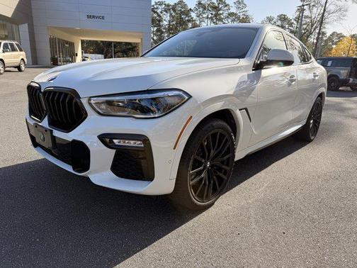 2021 BMW X6 M50i