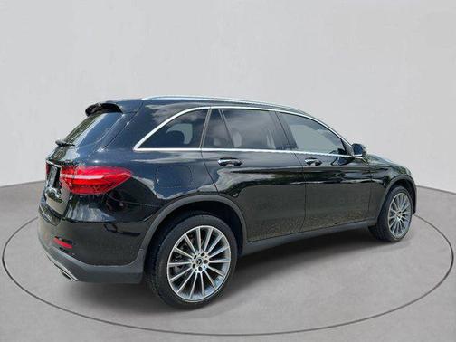 2018 Mercedes-Benz GLC 300 Base