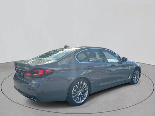 2022 BMW 530 i xDrive