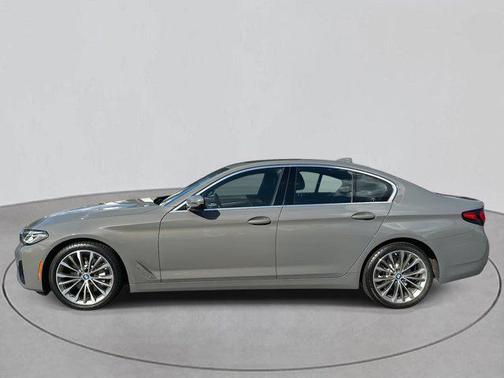 2022 BMW 530 i xDrive